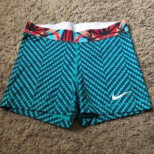 Nike pro 3” shorts
